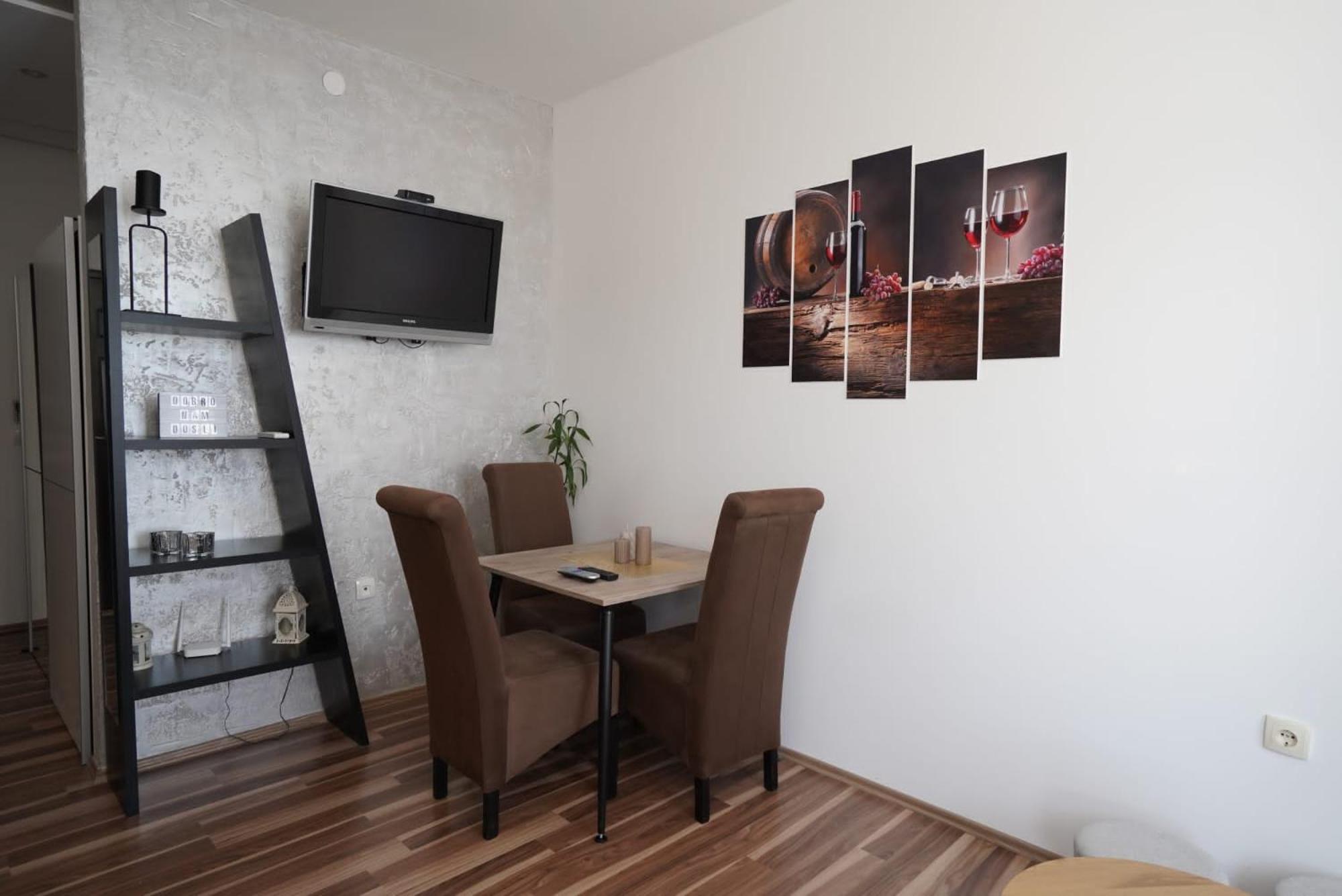 Todor Apartmani Kladovo Dış mekan fotoğraf